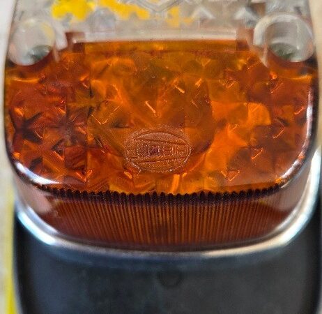 Hella 2081 Front Flasher Amber / Clear NOS
