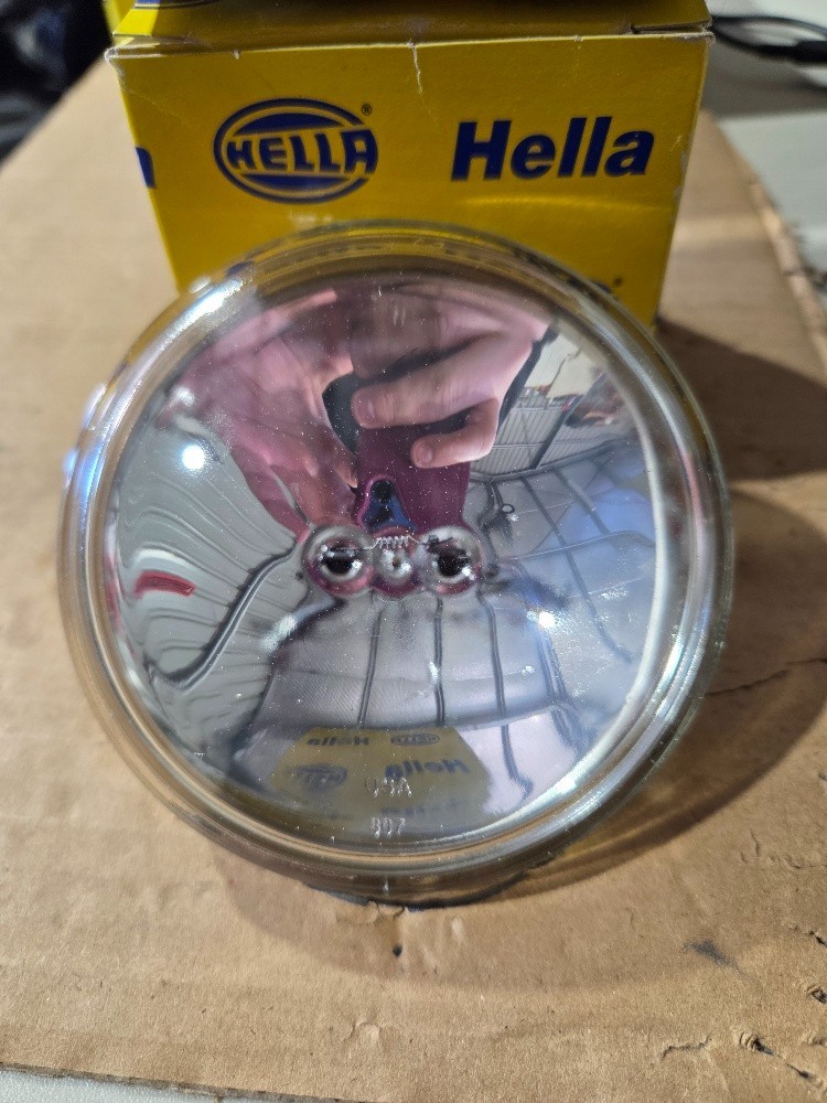 Hella 24V 50W 114mm Sealed Beam Spotlight PAIR