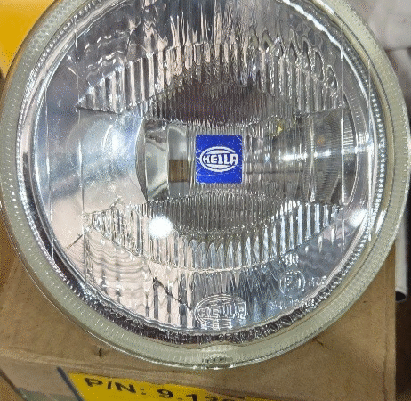 Hella Semi Sealed Beam To Suit 1362 9.1362.01  Spread Beam NOS