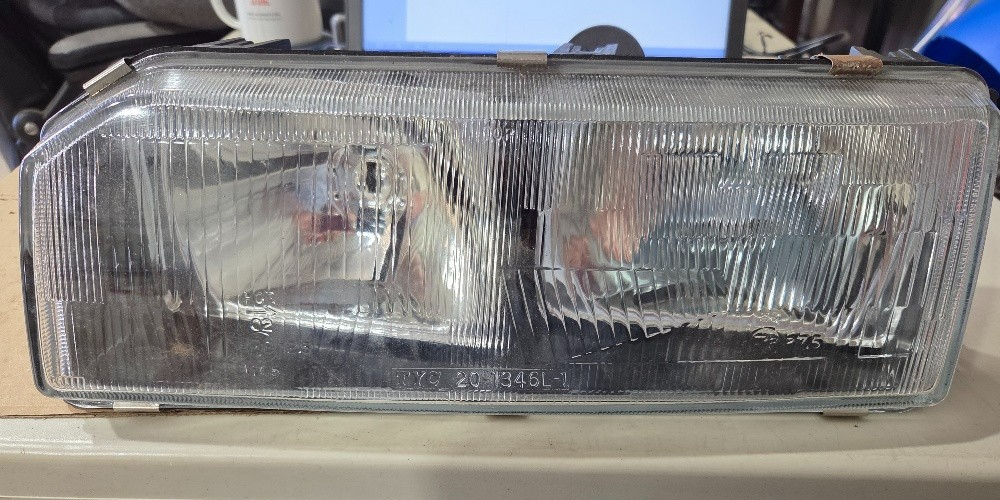 Mitsubishi Magna TM - TP Headlight Left hand 04/1985-03/1991