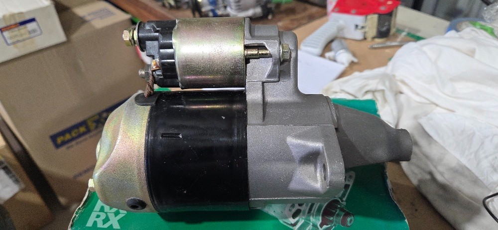 SRJ145 Large STARTER MOTOR 12V 8TH CW Diahatsu Charade NOS - Image 4