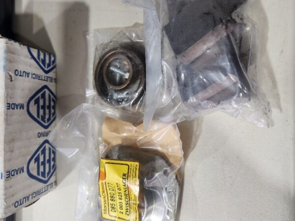 19-40200 Small parts kits fits Bosch KB series starter NOS