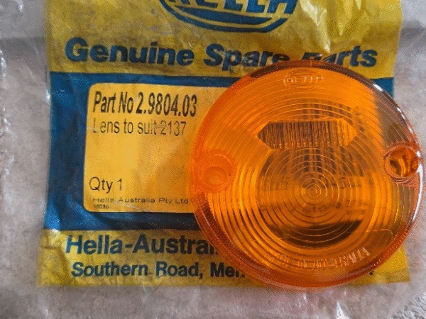 2.9804.03 Hella Indicator Lens Amber suits 2137  NOS