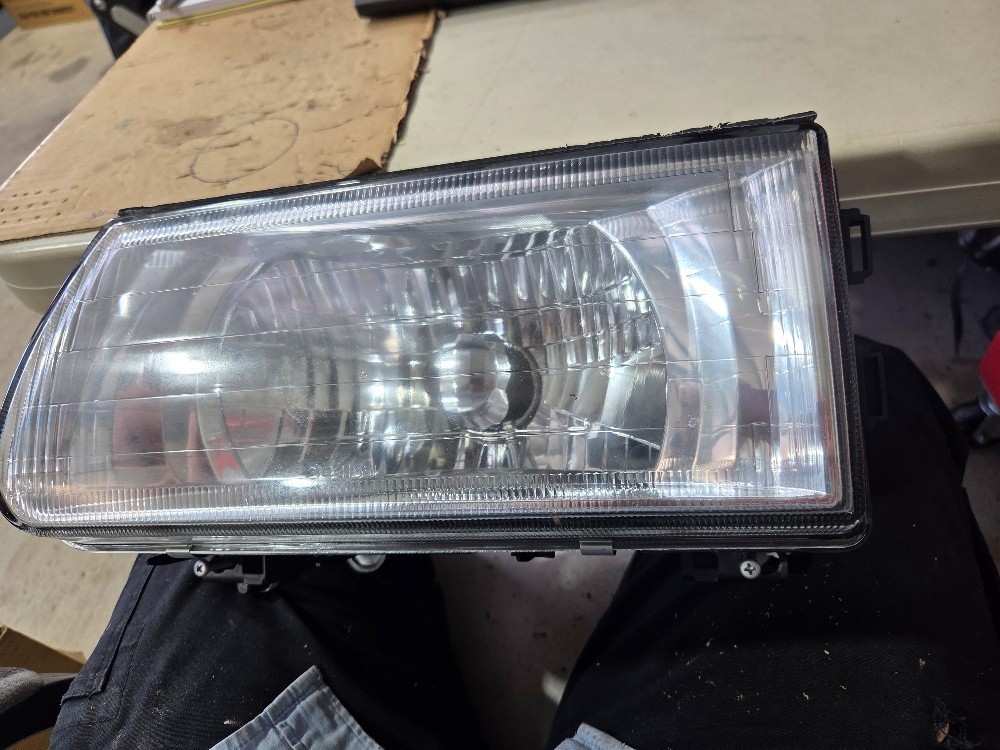 Headlight Front Lamp For MITSUBISHI DELICA 1999 - Image 3