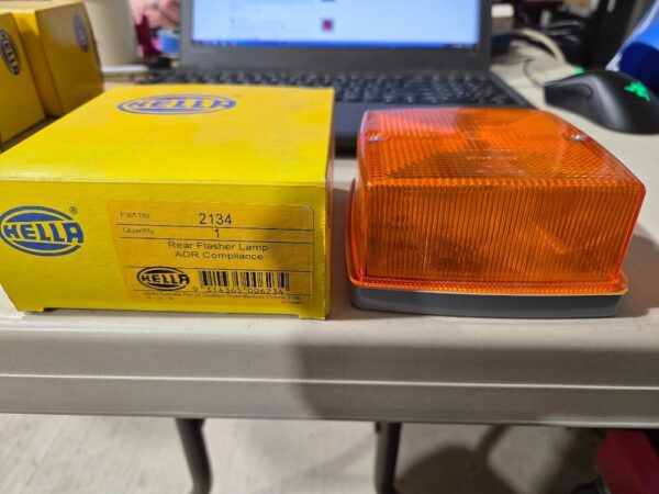 HELLA 2134 - Vintage AMBER INDICATOR/TURN Lamp