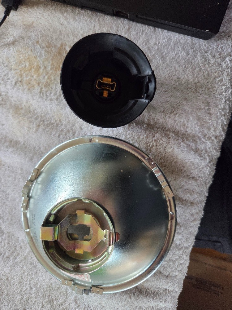 Hansa Semi-Sealed 5 3/4" High Beam Headlamp 810020 - Image 3
