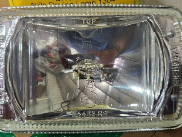 Hella 9.1304.01 suit Driving Lamp 1304 NOS