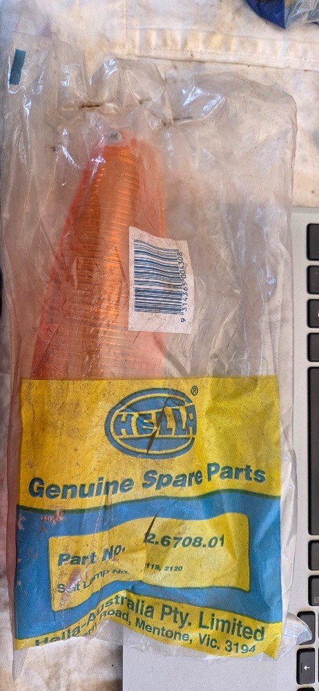 Hella Amber Lens To Suit 2119 & 2120 , 2.6708.01 NOS - Image 3