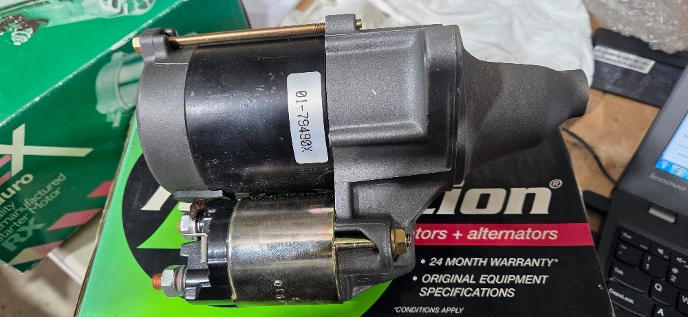 SRJ145 STARTER MOTOR 12V 8TH CW Diahatsu Charade NOS - Image 3
