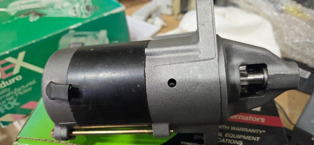SRJ145 STARTER MOTOR 12V 8TH CW Diahatsu Charade NOS - Image 4