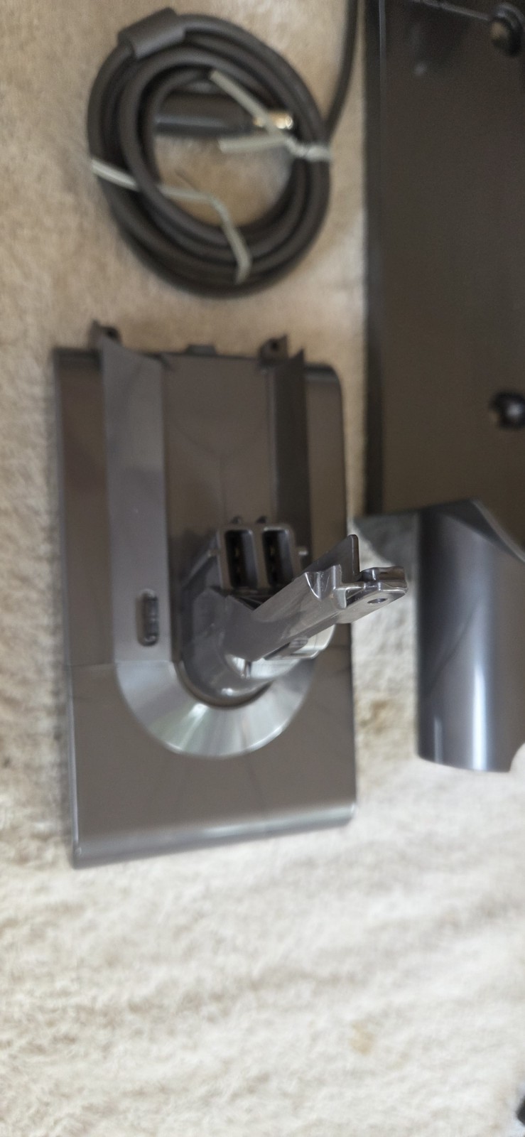 Dyson V8 Genuine Battery , Charger And Charging Dock .