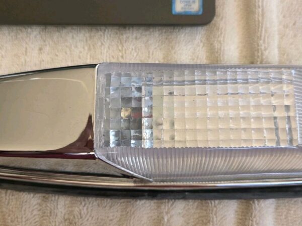 Narva 86370 End Outline Marker Lamp (Clear) NOS No Screws