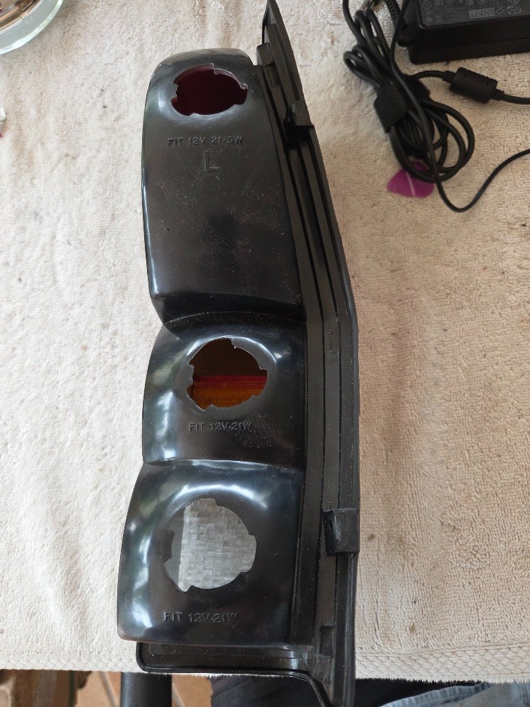 FXD-21042LH XD-XH Ute-Van LH Tail Lamp - Image 4