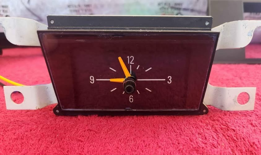 Ford Falcon , Fairmont , Fairlane, XC, ZH . Fully Refurbished clock