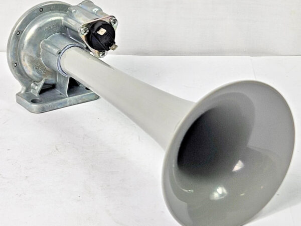 Hella 6026 24V Compressed Air Horn 124Db NOS