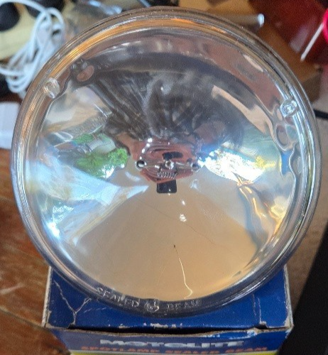 2 x Motolite RG2514 250W 5-3/4" Sealed Beam 24V NOS