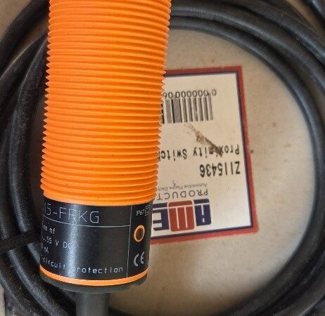 II5436 II-2015-FRKG Proximity Switch NOS