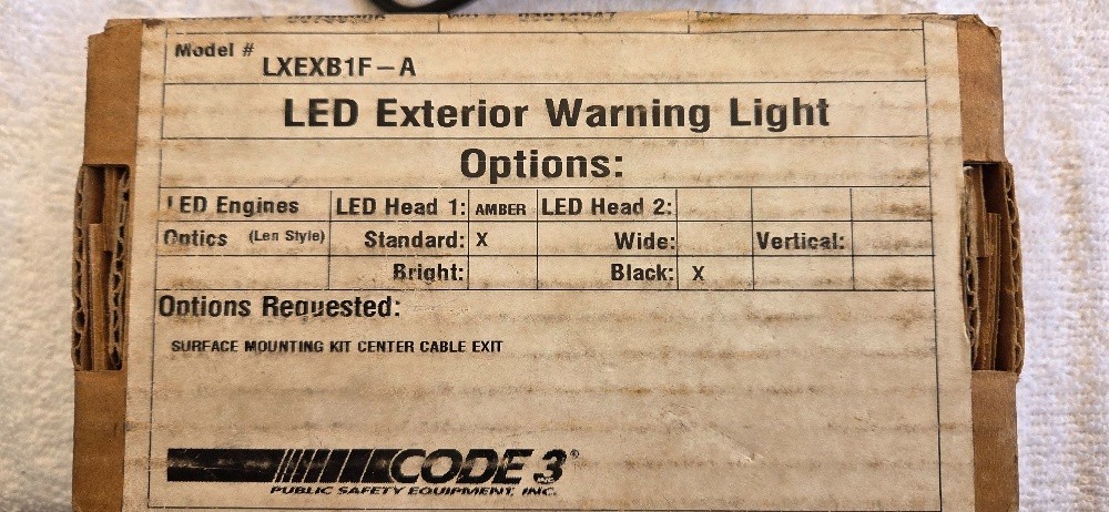LED-EX Exterior Warning Light LXEXB1F-A WIDE 12V NOS - Image 4