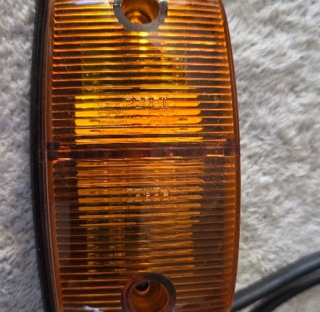 Perie Clearance light Amber 120mm NOS