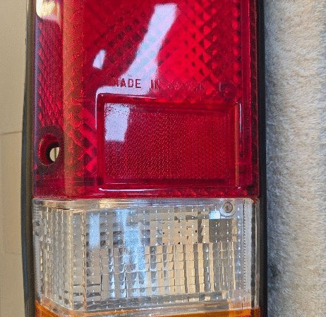Tail Light For Toyota LandCruiser 78 75 Series HZJ Rear lamp lens LHS , NOS