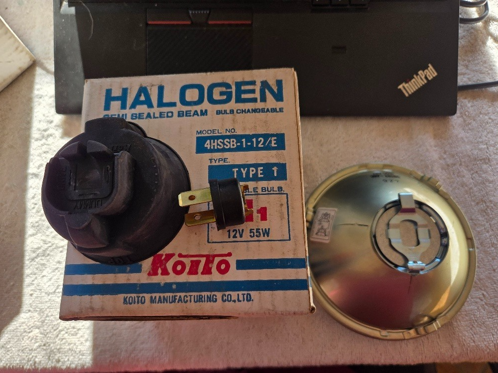 UNIVERSAL HALOGEN SEMI SEALED BEAM (KOITO) H1 ROUND 4HSSB-1-12/E - Image 3