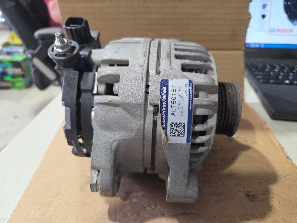 Alternator for Toyota Avalon Camry Harrier Kluger Vienta BXT5015 - Image 3
