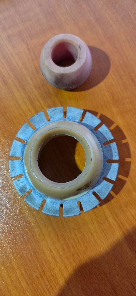 Borg Warner | Single Rail Shifter Nut, Bush, Genuine NOS - Image 4