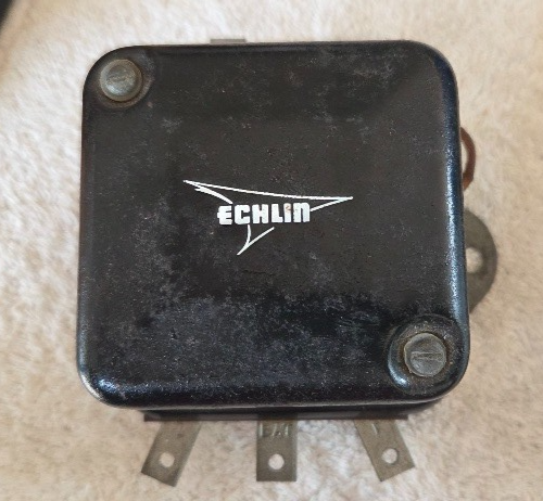 ECHLIN Voltage Regulator 6V VR-851 missing screws NOS - Image 3