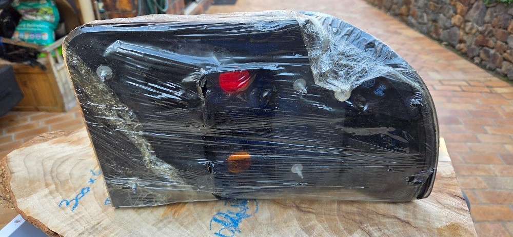 Ford EB-ED Combination Rear tail light LH Left Hand NOS - Image 3