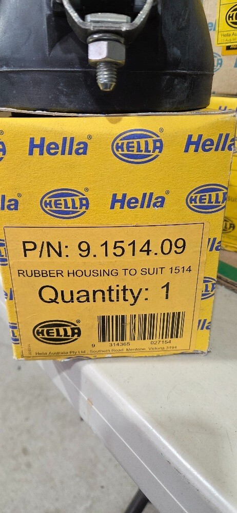 HELLA 1514 - Rubber Bodied Work Lamp - Body only NOS - Image 3