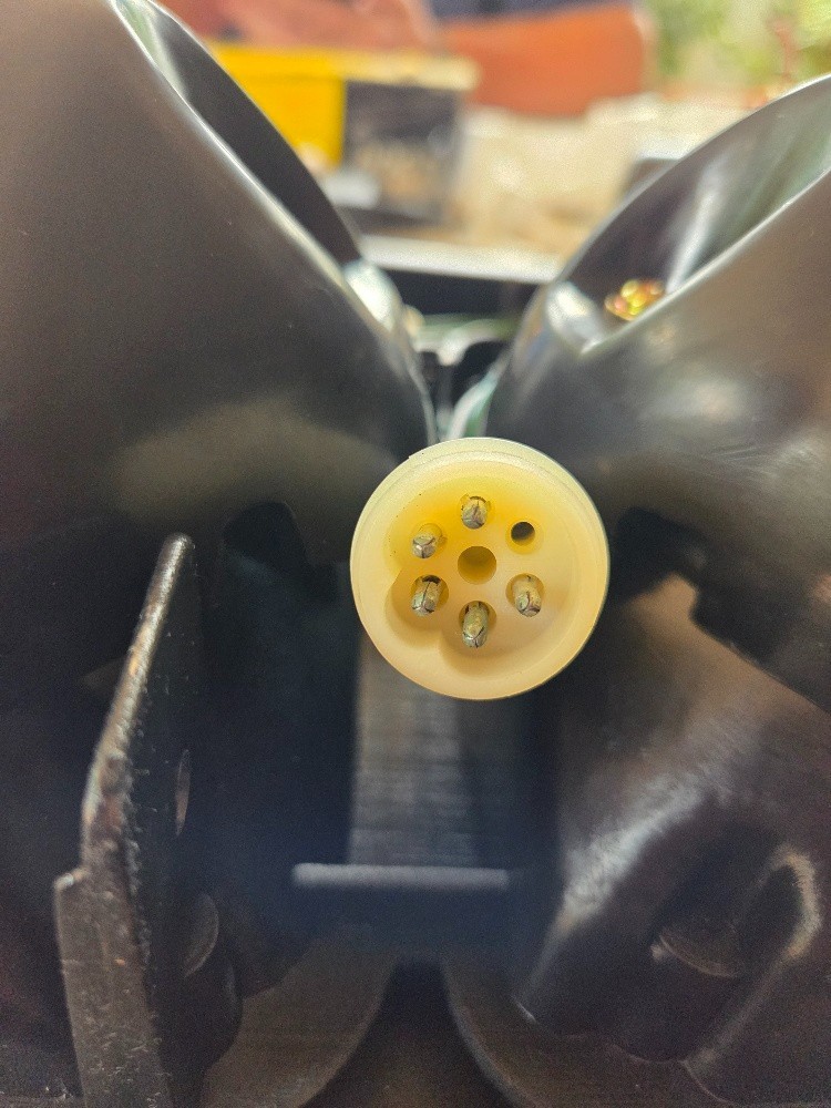 Hino or Japanese Truck STOP/TAIL/INDICATOR Light Assembly as per Photo - Image 3