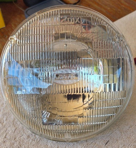 Koito sealed beam 179 x 119mm 24v 75/55w NOS