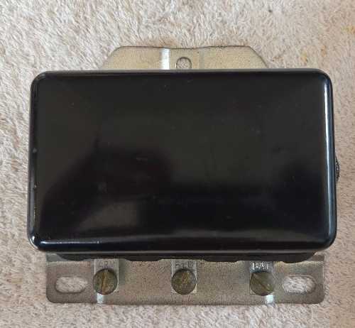 Voltage Regulator 12V AC Delco 601230 NOS - Image 4