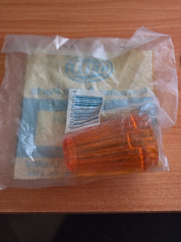 Hella 9.2024.01 External Cabin Marker Lamp Lens x1 - Image 3