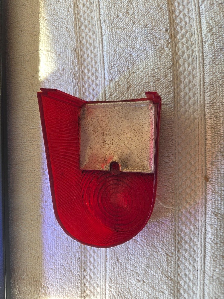 MGA MKII Deluxe, Mini Cooper MKI, Tail Lamp Lens NOS Lucas 54570678 - Image 3