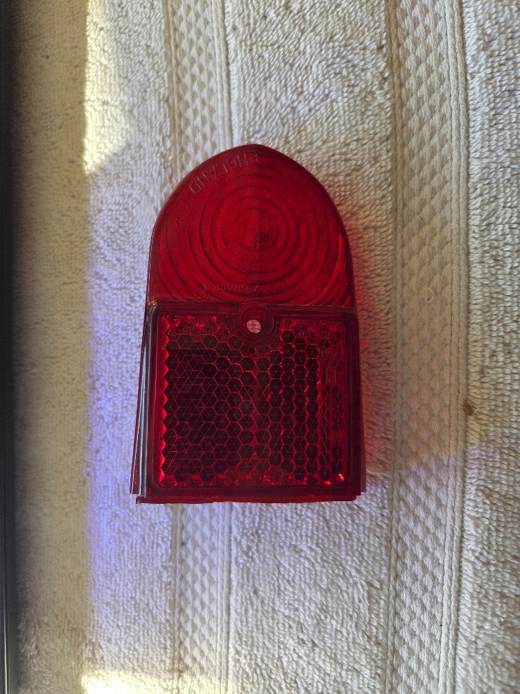 MGA MKII Deluxe, Mini Cooper MKI, Tail Lamp Lens NOS Lucas 54570678