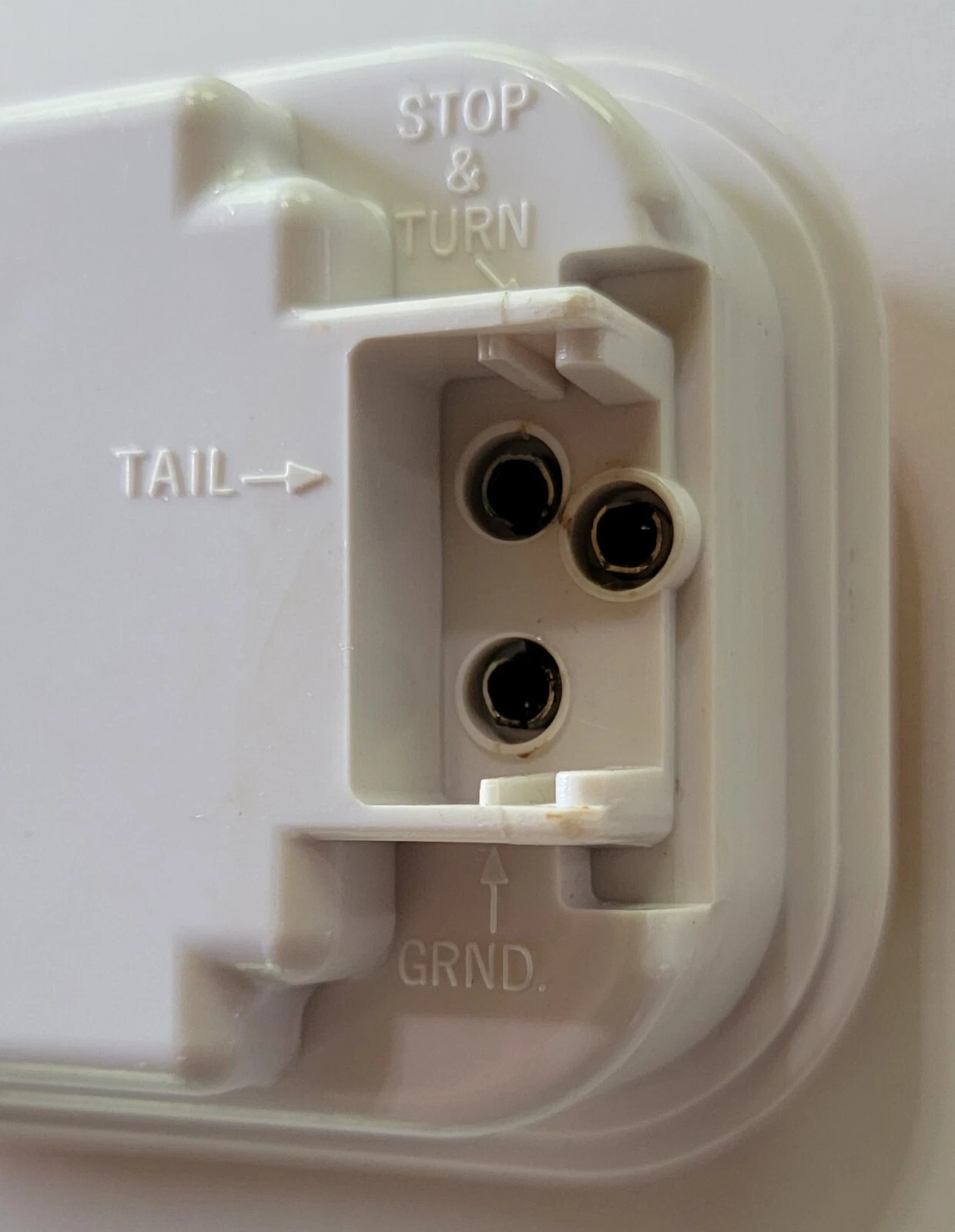 Valens VS-L04 Rectangular Turn Light with Rubber Grommet NOS - Image 8
