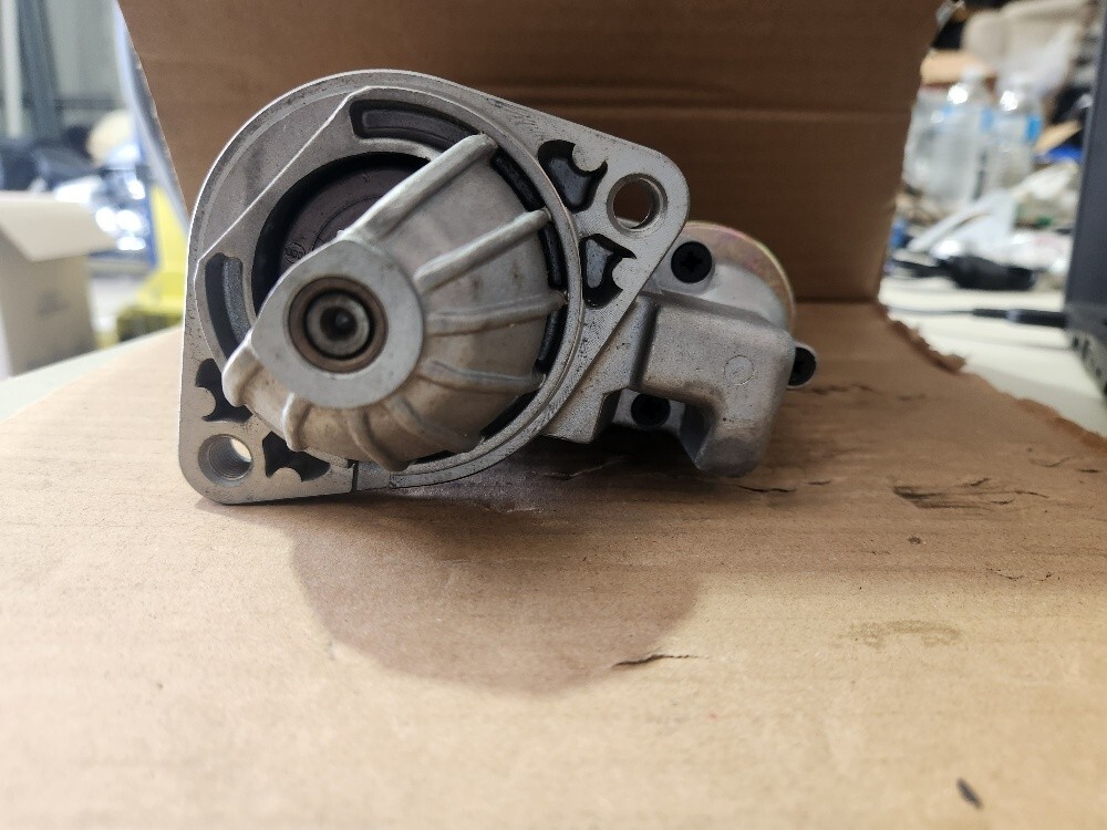 Bosch BXM134 Starter Suit Mitsubishi - Image 4
