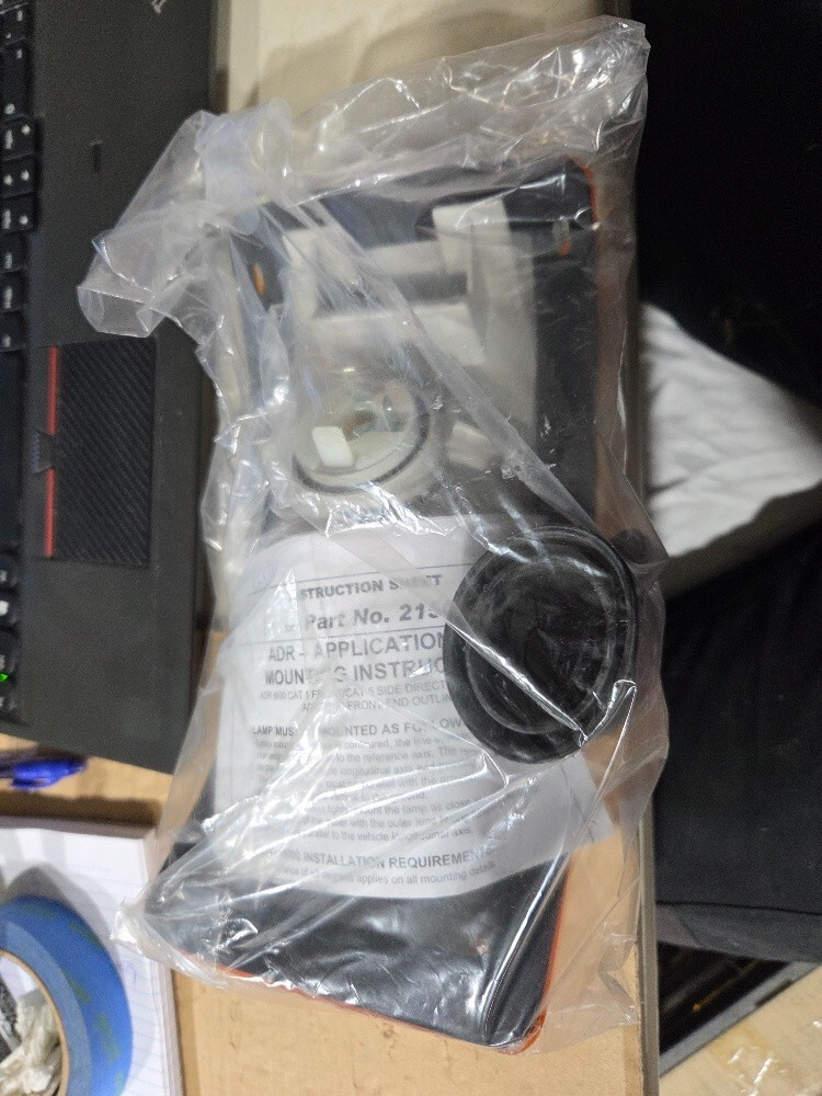 Hella 2150-COMBINED FRONT/SUPPLEMENTARY SIDE DIRECTION INDICATOR LAMP 005603001 - Image 3