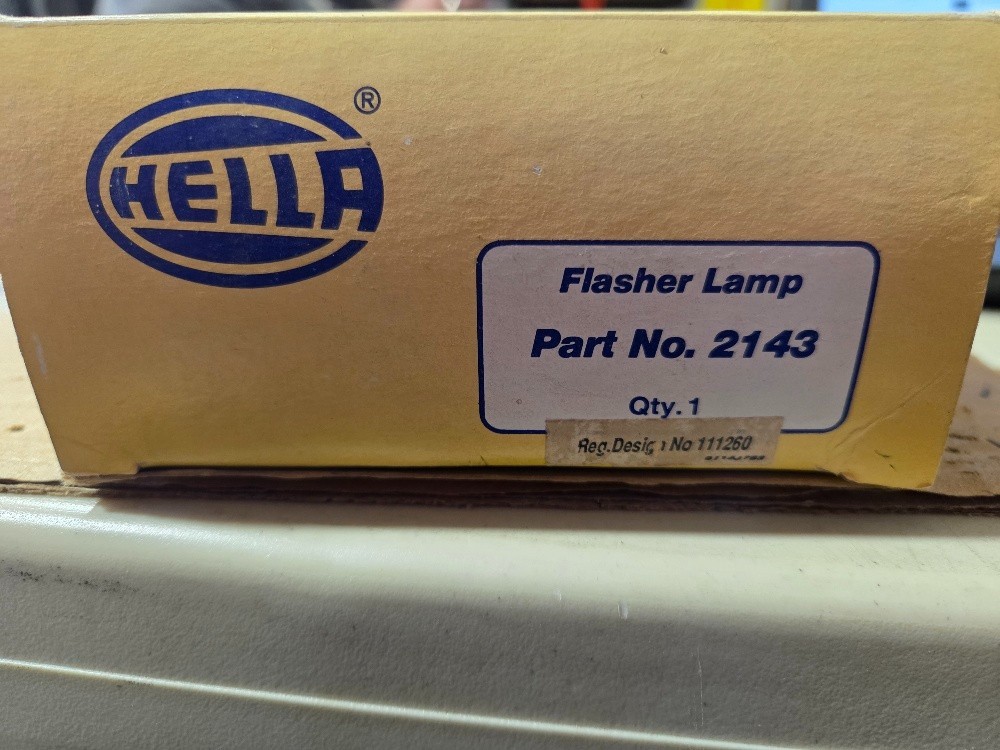 Hella Jumbo Rear Direction Indicator Lamp 2143 - Image 3