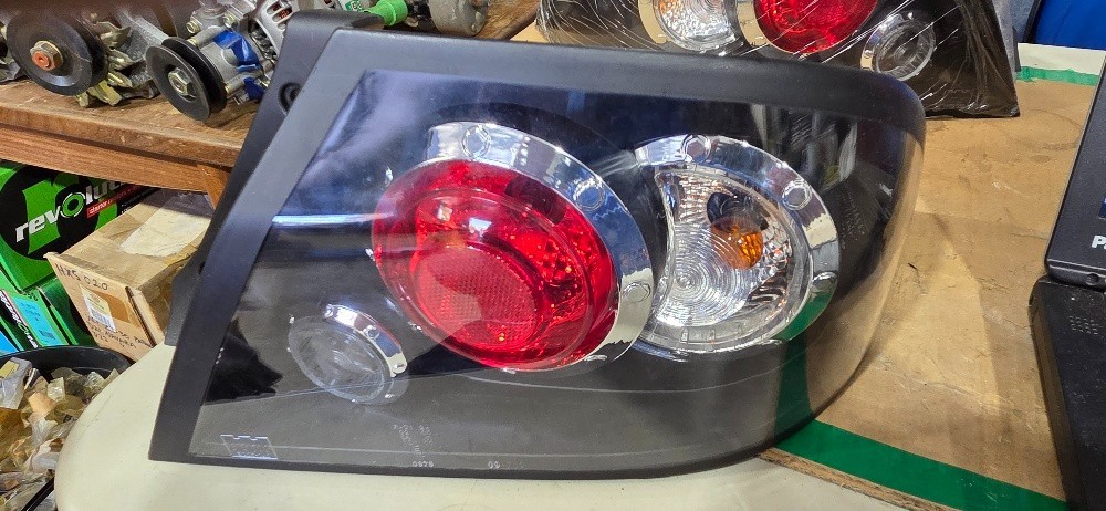 Pair x Black Tail lights for Mitsubishi Lancer CH 2003-2007 Sedan --- NOS