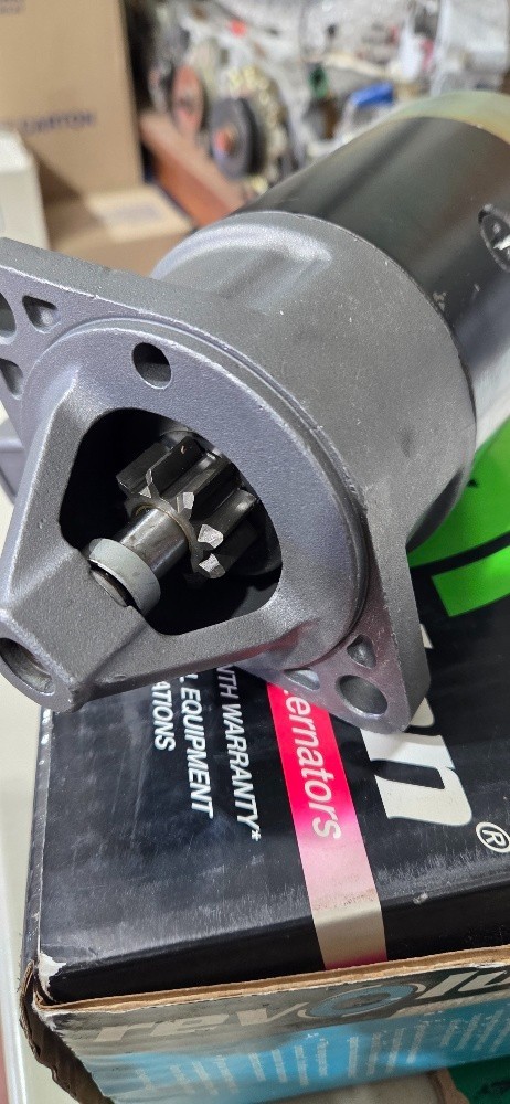 SRJ004 STARTER MOTOR 12V 9TH CW Hitachi STYLE NOS - Image 5